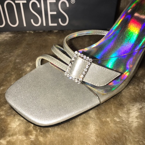 Size 10 - Slip-on heel sandals with short heel - Picture 2 of 6
